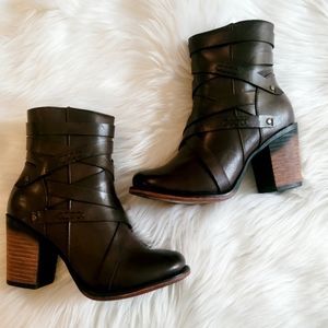Size 7 Pierre Dumas boot